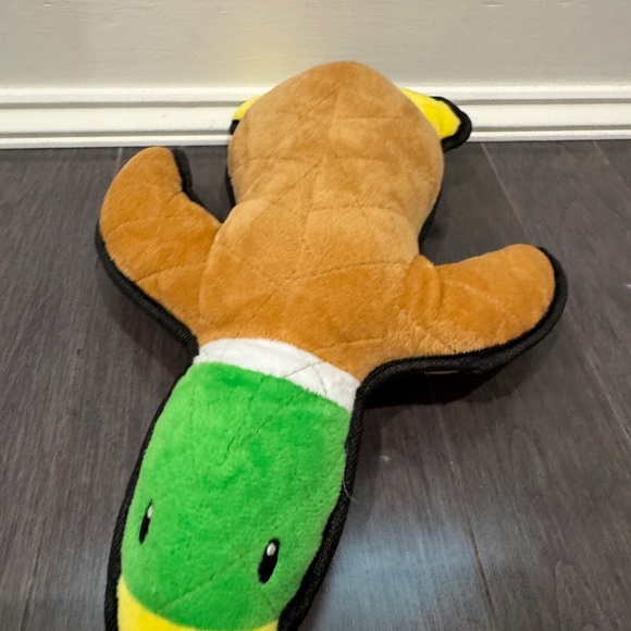 🎉HP🎊  NWOT Tough Toy Plush Duck Dog Toy in Green and Brown - Picture 2 of 4